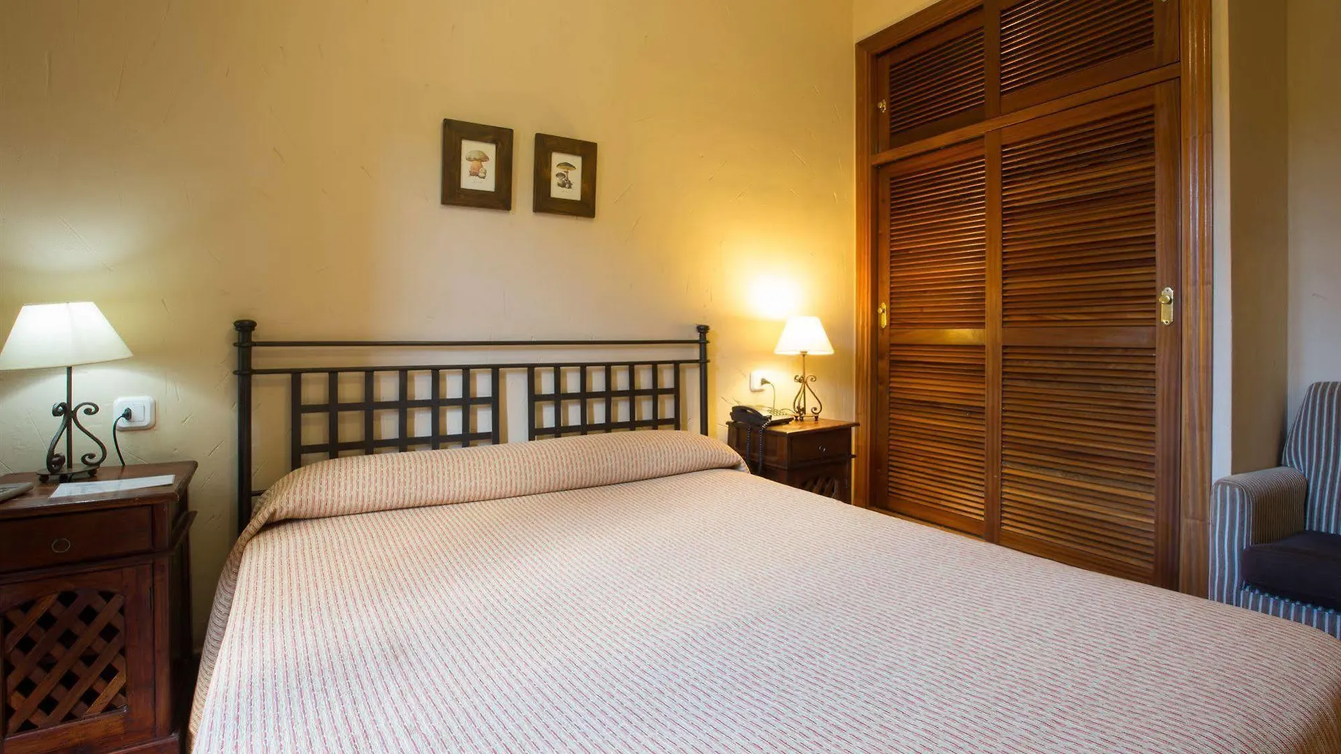 Hotel Humaina Màlaga 3*,