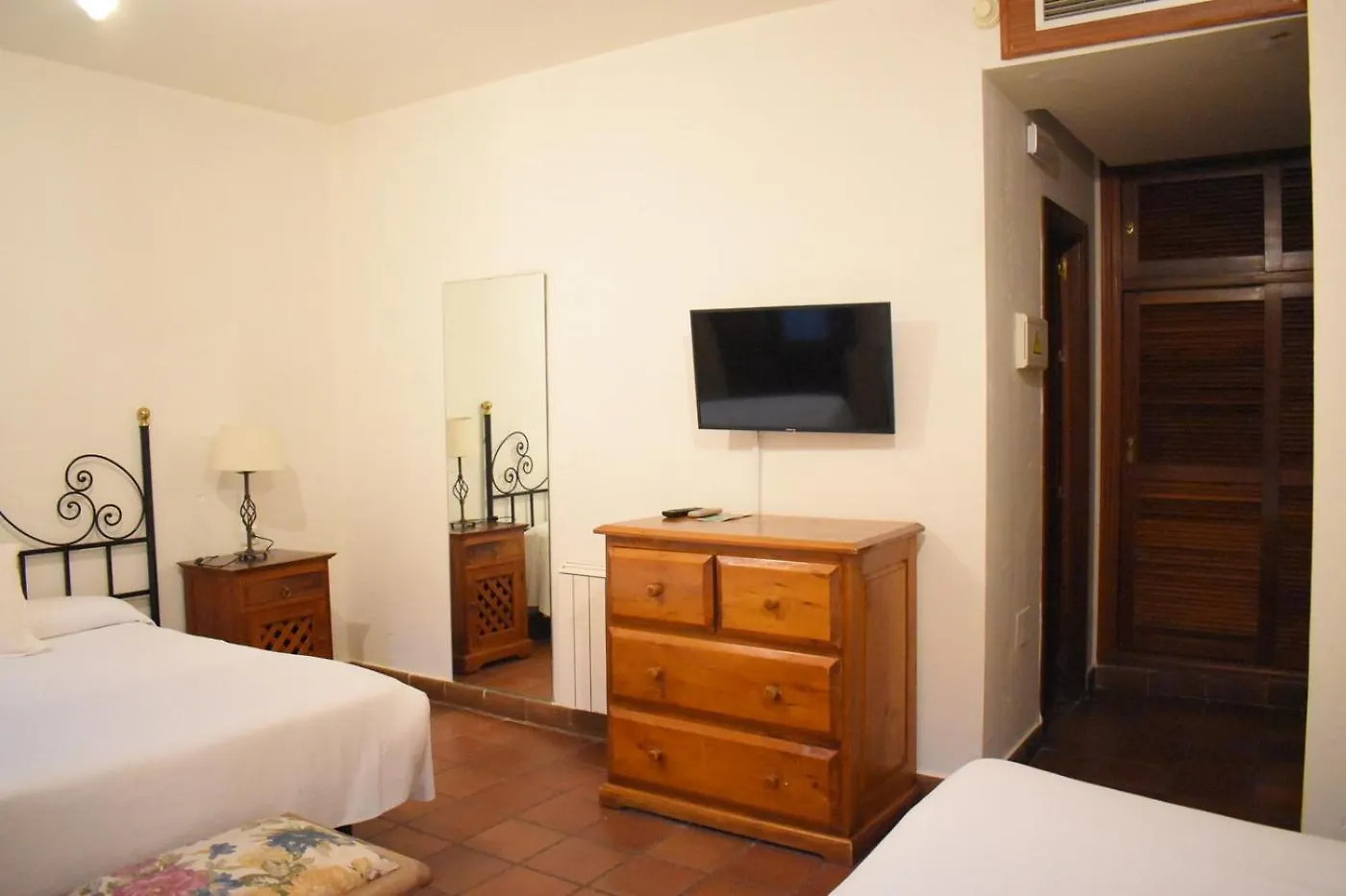 Hotel Humaina Málaga İspanya